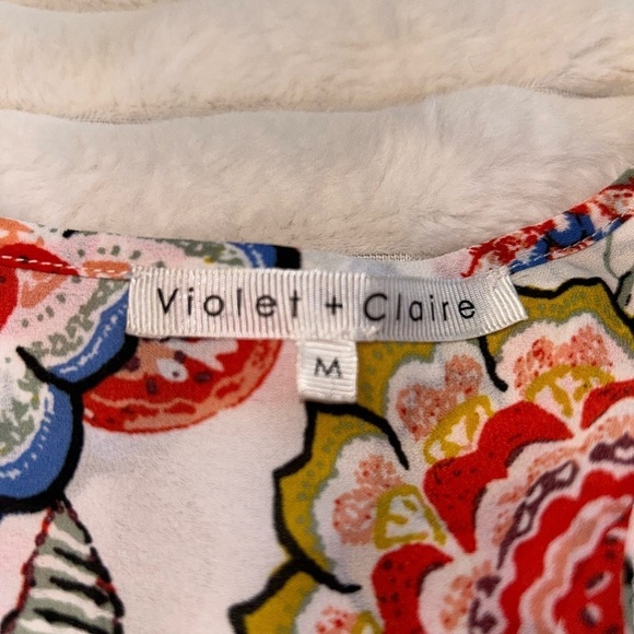 Violet & Claire Blouse - Picture 8 of 9